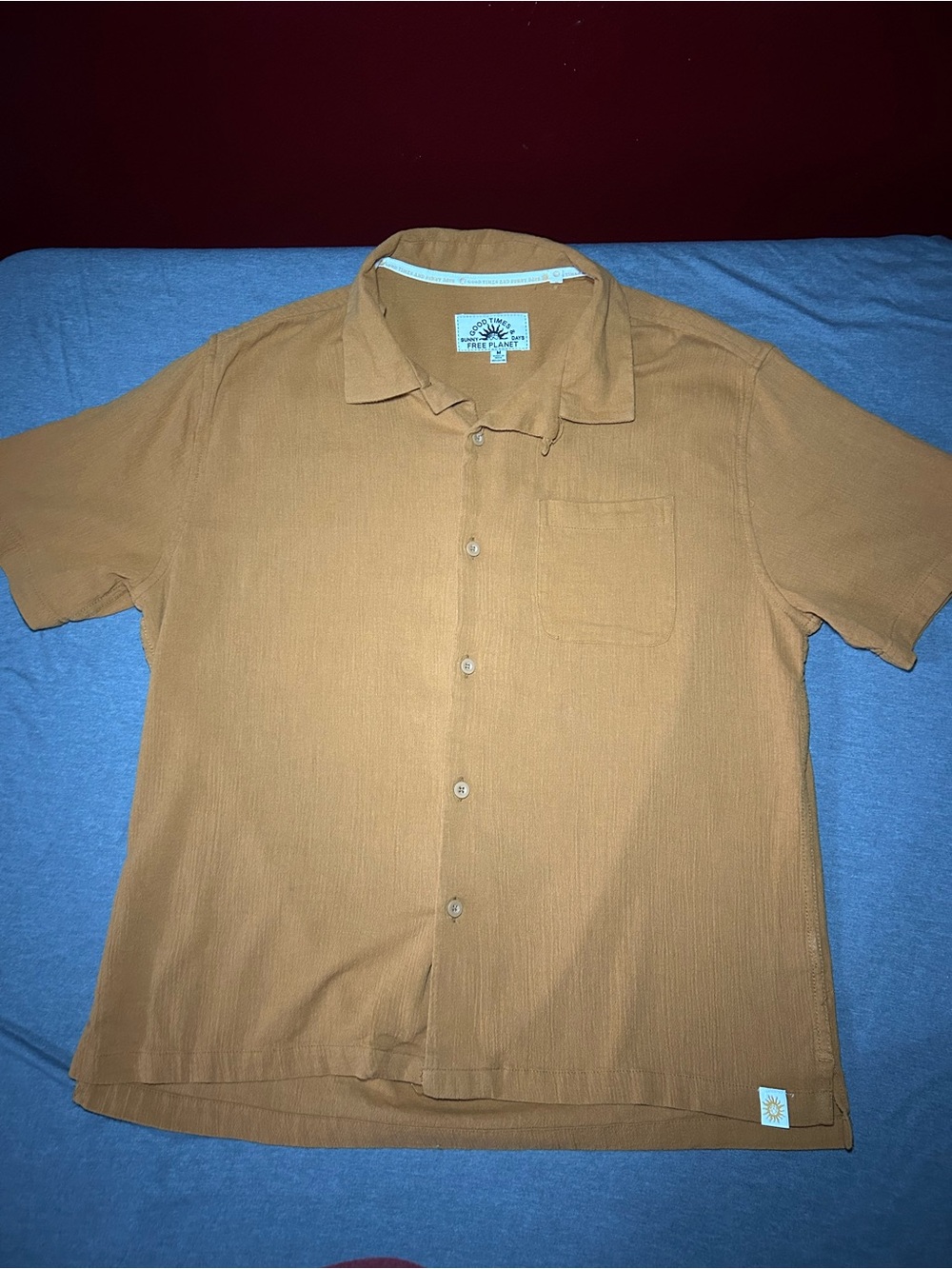 Free Planet Men's Short Sleeve Button-Down Shirt in Burnt Orange
